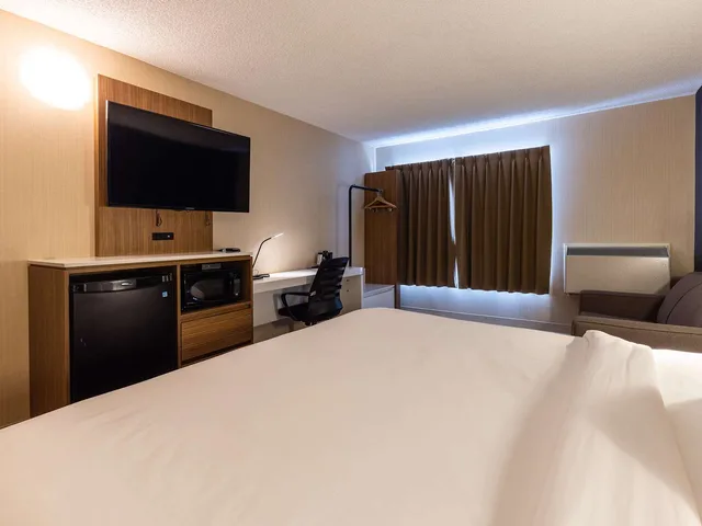 غرفة بسرير كينج، Comfort Inn Rouyn Noranda 5/7