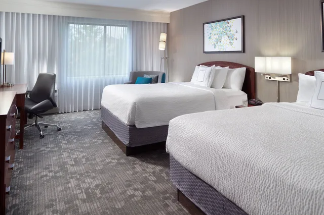 Pure, 2 Queen Beds, Allergy Friendly، Courtyard Alpharetta Atlanta 1/3