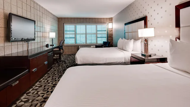 غرفة قياسية بسريرين كوين، Best Western Plus Sundial 3/5