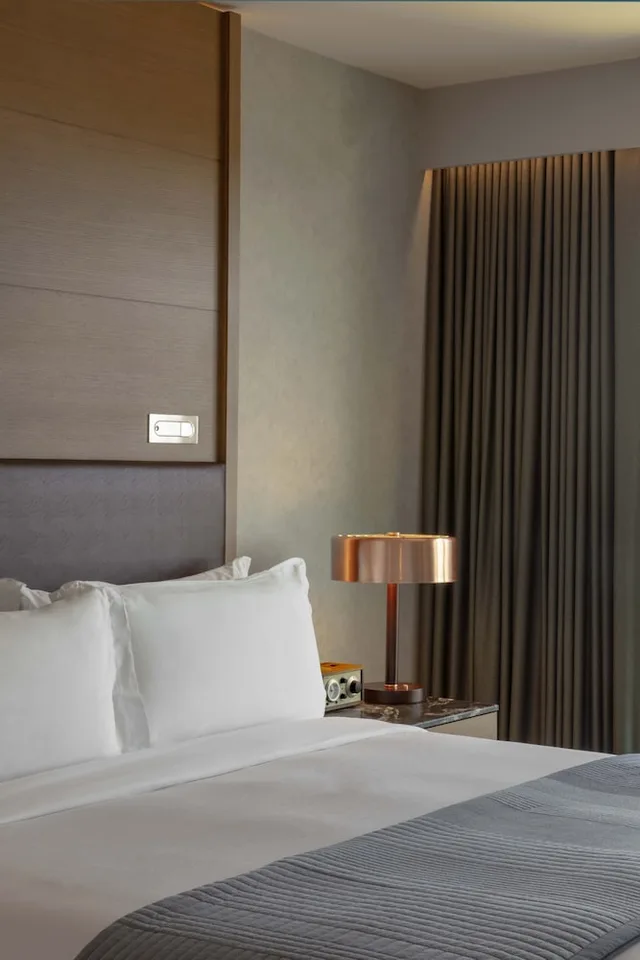 غرفة تنفيذية بسريرين كوين لذوي الإعاقة، The Joseph A Luxury Collection Hotel Nashville 2/4