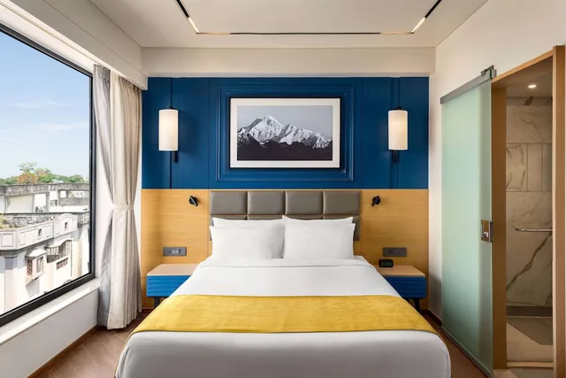 Deluxe, Queen Bed, Ramada Encore by Wyndham Siliguri Sevoke Road 1/3