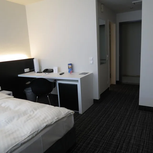 غرفة قياسية مفردة، Comfor Hotel 6/18