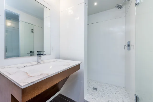 غرفة سوبيريور بسرير كينج، Fairwind Hotel Miami Beach 8/9