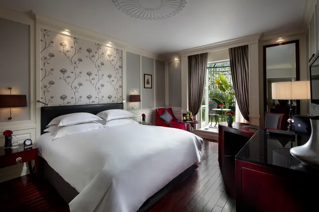 غرفة بريميوم بسرير مزدوج، Sofitel Legend Metropole Hanoi Hotel 2/2