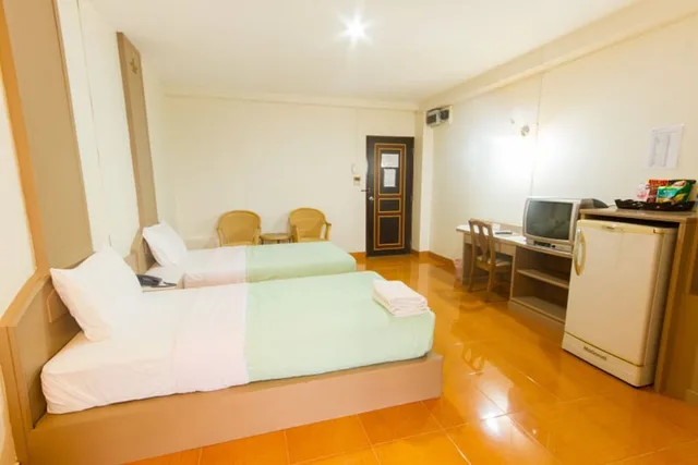 غرفة قياسية، Jrd Grand Place 1/10