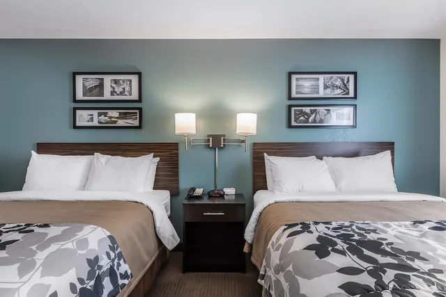 غرفة قياسية بسريرين كوين، Sleep Inn & Suites O Fallon MO - Technology Drive 4/8