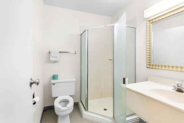 Standard, Queen Bed, Americas Best Value Inn Stillwater 4/4