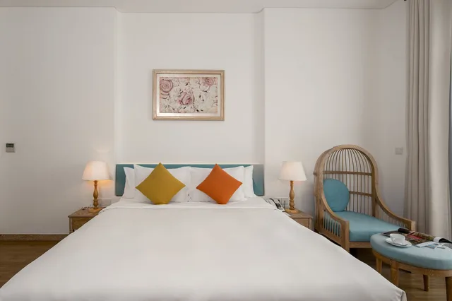 Suite, King and Twin Beds, Pool or City View, Balcony, Risemount Premier Resort Danang 2/9