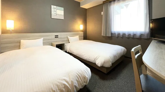 غرفة قياسية بسريرين منفصلين للمدخنين، Hotel Route Inn Yuki 1/1