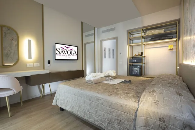 غرفة بسرير مزدوج أو سريرين منفصلين، Savoia Thermae Spa 1/10