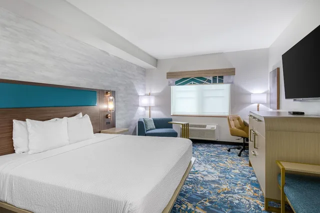 غرفة قياسية بسرير كينج، Best Western Northwest Lodge 1/10