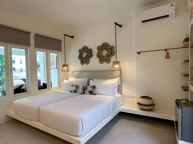 جناح بسرير كوين مع أريكة بحوض استحمام، El Tropico Boutique Hotel 1/2