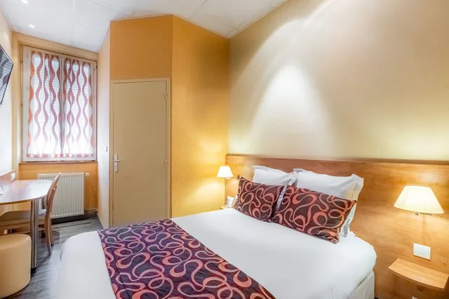 غرفة بسرير مزدوج، The Originals City Hotel Regina, Perigueux 2/6