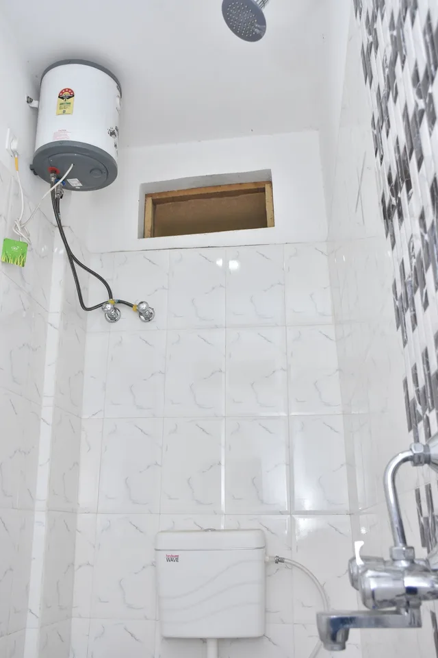 غرفة رباعية بأربعة أسرّة، Hotel Samman 2/2