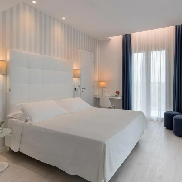 غرفة سوبيريور بسرير مزدوج، Hotel Fedora 4/6
