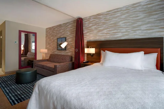 استوديو بسرير كوين مع أريكة، Home2 Suites By Hilton Wichita Downtown Delano Ks 1/5