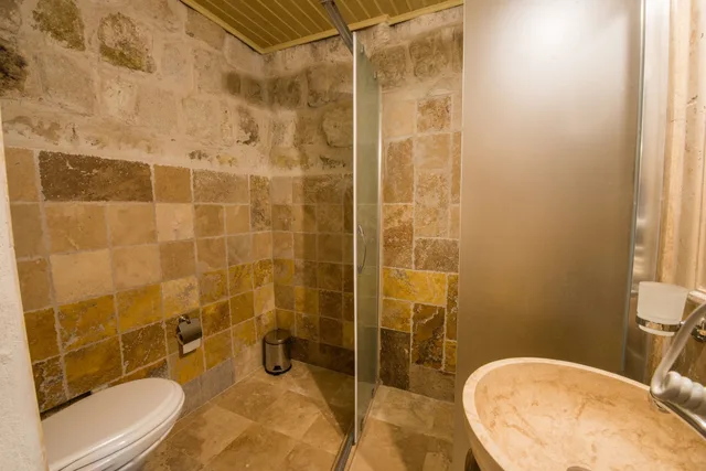 غرفة عائلية بسرير كينج وسريرين منفصلين، Garden Inn Cappadocia 5/7