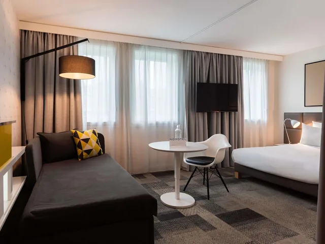 Superior, Suite, Multiple Beds، Novotel Suites Paris Expo Porte De Versailles 4/10