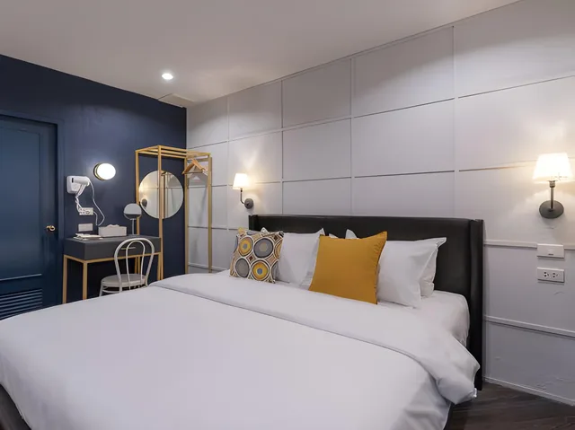 Superior, King Bed, No Window، The Mellow Pillow At Chiang Mai Gate 1/1
