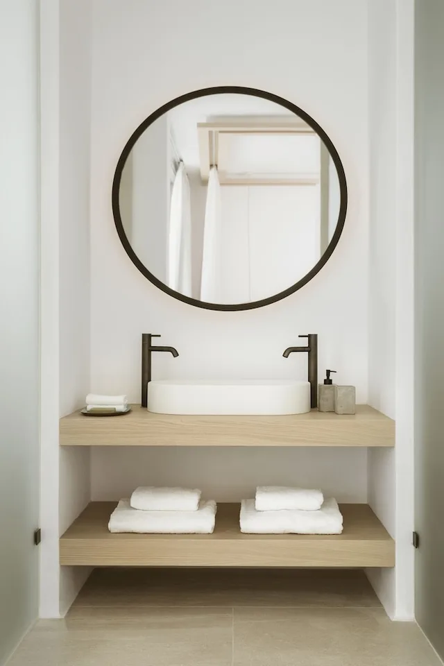 Junior Suite, Queen Bed, Lateral Side Sea View, Jetted Tub، Mykonos Flow - Super Paradise 10/10