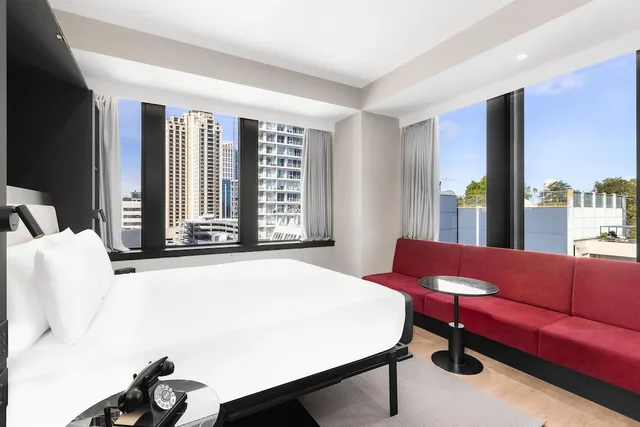غرفة قياسية بسريرين منفصلين، Radisson RED Auckland 1/10