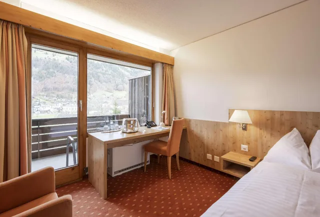 غرفة بسرير مزدوج بشرفة، Banklialp Hotel - Restaurant 1/1