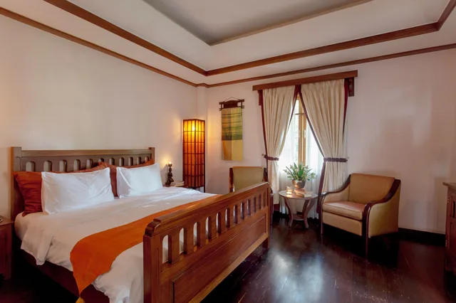 غرفة سوبيريور بسرير كينج بإطلالة على الحديقة، Royal Angkor Resort & Spa 4/10