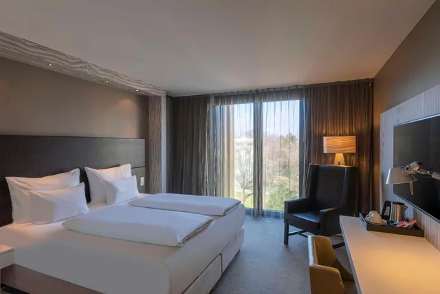 غرفة بسرير كينج، Doubletree by Hilton Vienna Schonbrunn 7/13