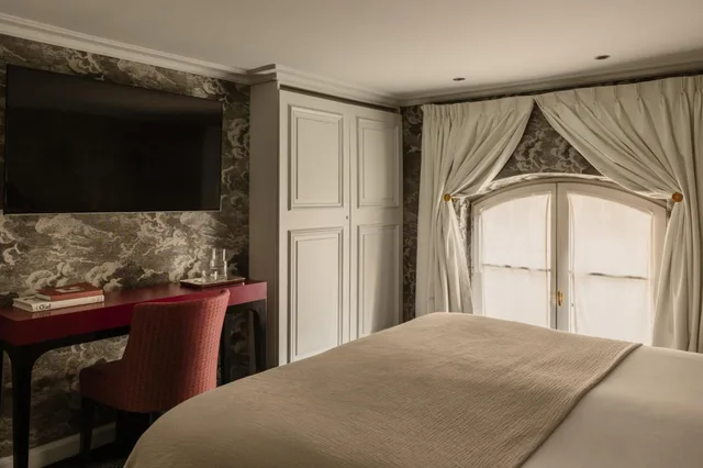 Classic room, Bourgogne Hotel and Montana 8/10