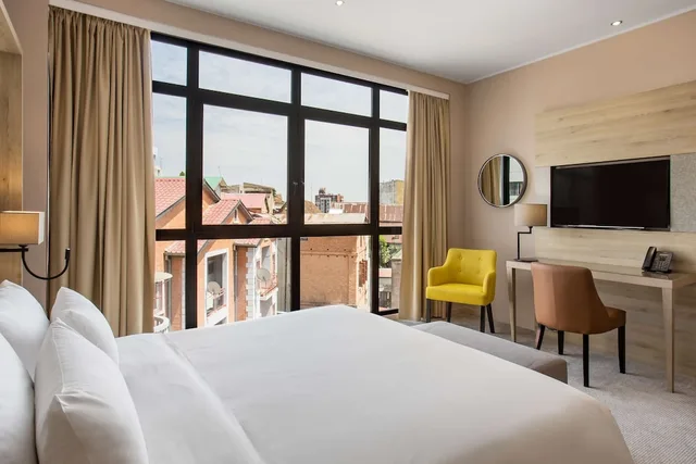 Premium, Studio, Twin Beds, Hill View، Radisson Serviced Apartments Antananarivo City Centre 1/10