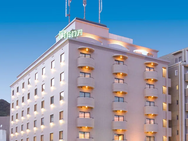 Standard, Hotel Piena Kobe 1/2