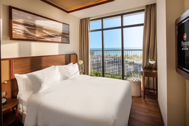 غرفة تنفيذية بسريرين كوين بإطلالة على البحر بمنطقة جلوس، Best Western Premier Sonasea Phu Quoc 9/10