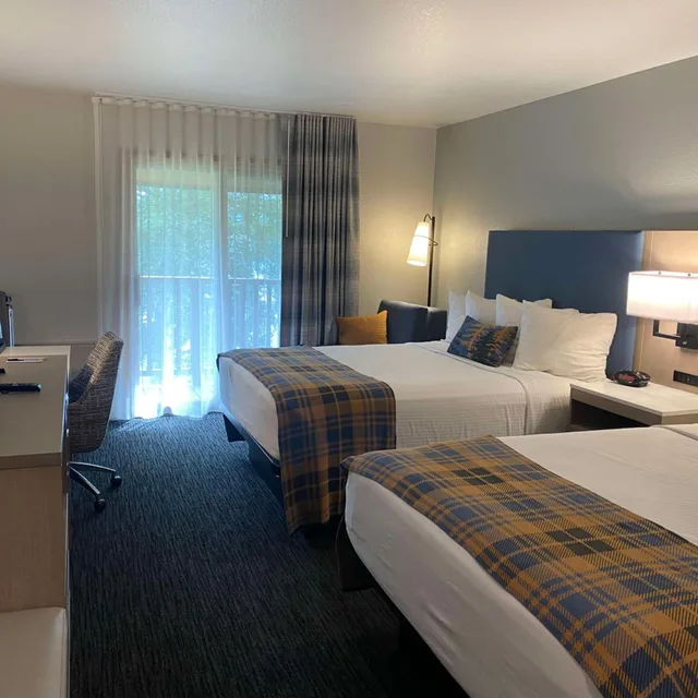Room, 2 Queen Beds, Accessible, Best Western Lake Lucille Inn 2/5