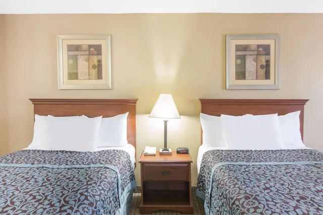 غرفة بسريرين كوين، Days Inn by Wyndham Ripley 2/2