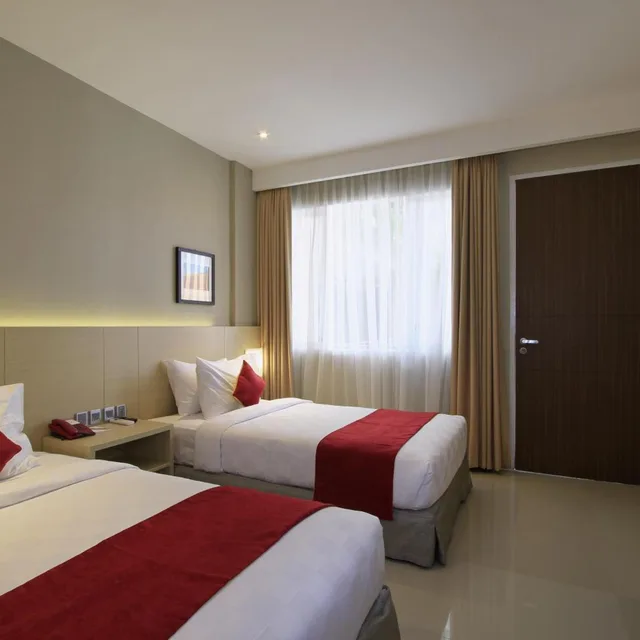 غرفة ديلوكس بسرير مزدوج أو سريرين منفصلين بشرفة، Ohana Hotel Kuta 6/10