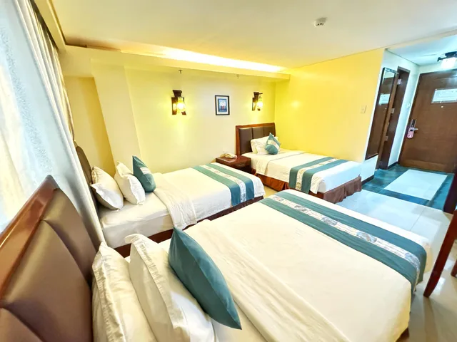 Semi Room, Family, Triple, 3 Semi Double Beds، Golden Phoenix Hotel Boracay 2/2
