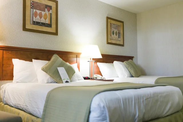 غرفة بسرير مزدوج، Victoria Inn Flin Flon 2/7