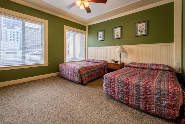 Room, 2 Double Beds, Grant Hotel 3/3