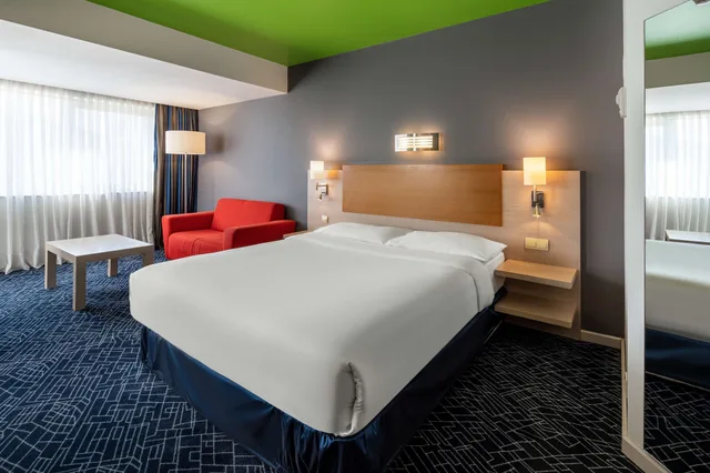 جناح جونيور بسرير كوين في طابق مرتفع، Radisson hotel Baku 2/10