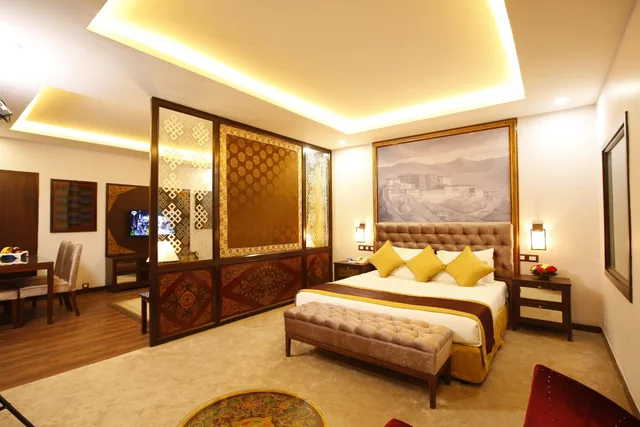 جناح، Royal Singi 1/3