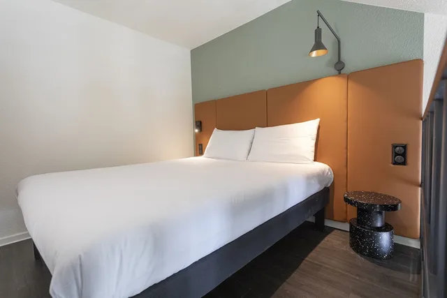 غرفة سوبيريور بسرير مزدوج مع أريكة، Ibis Granville Port De Plaisance 2/5