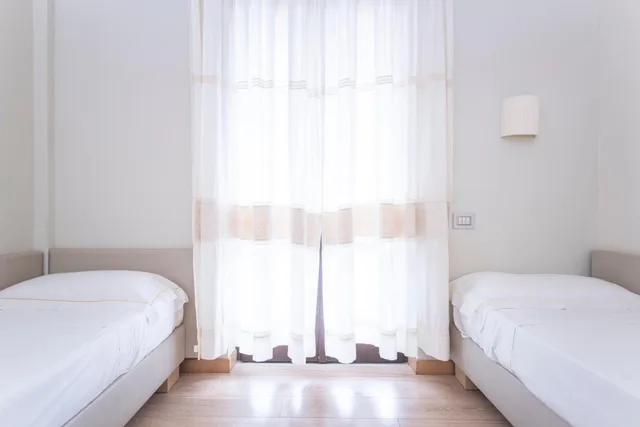 غرفة رباعية بشرفة، Hotel Calabona 5/8