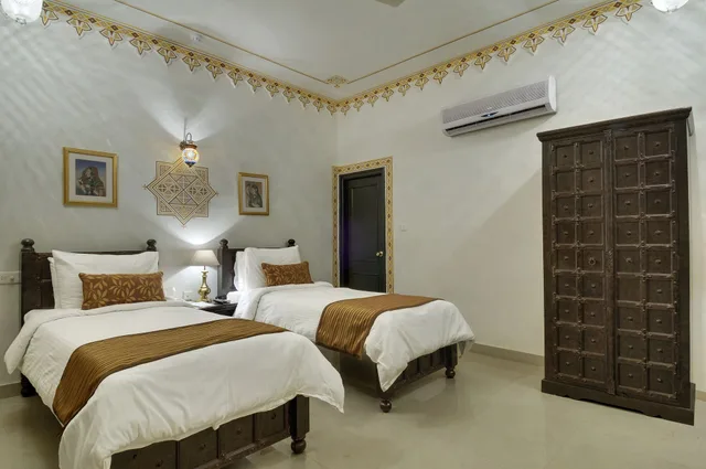 غرفة ديلوكس بسرير كينج، Pride Amber Villas Resort 4/5
