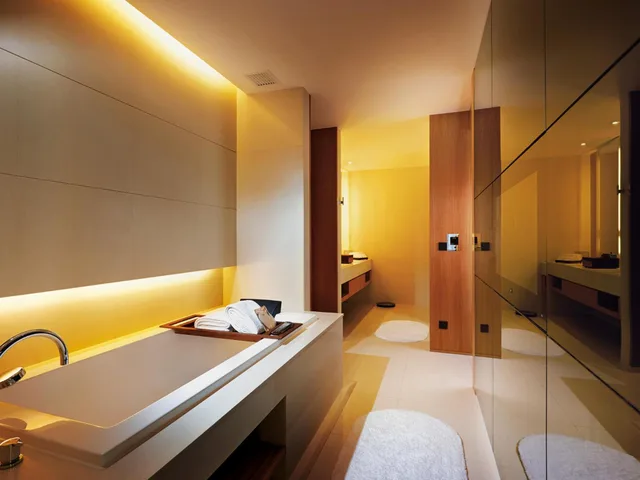 Executive, Suite, Resorts World Genting - RW Hotel (Formerly known as Highlands Hotel) 9/10