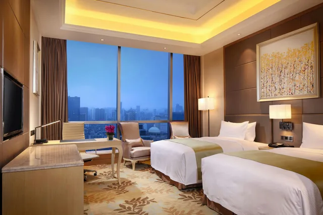 Deluxe, Twin Beds, with View, DoubleTree by Hilton Hotel Guangzhou 1/3