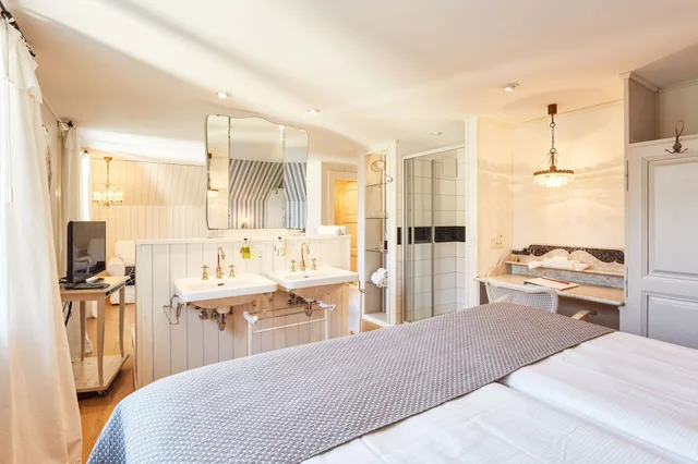غرفة ديلوكس بسرير كوين، Boutique Hotel Schluessel 2/7