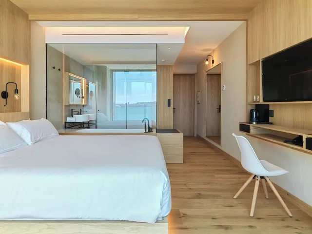 غرفة سيغنتشر بسرير كوين، Noa Boutique Hotel 3/6