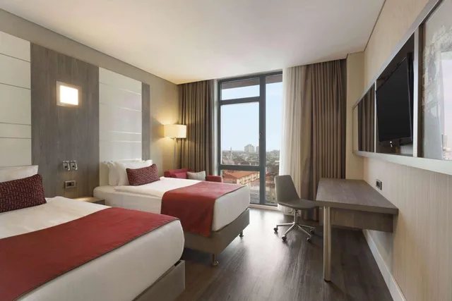 Room, Twin Beds, Smoking, Ramada Encore By Wyndham Bayrampasa 4/10