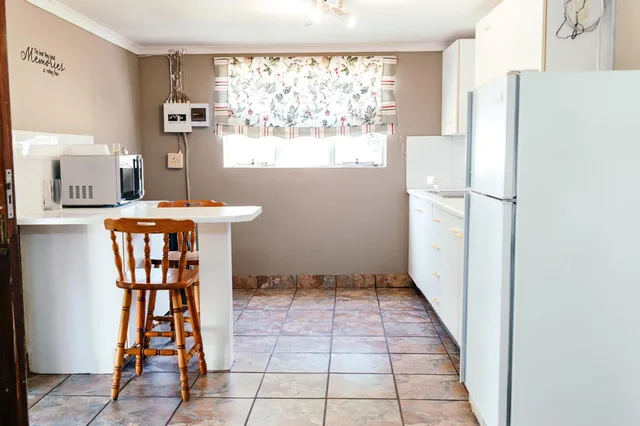 Misty Morn Cottages، Krugersdorp 10/58