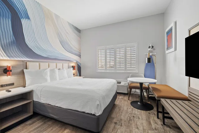 Room, Queen Bed, Accessible, Hotel Skye San Bruno 1/9